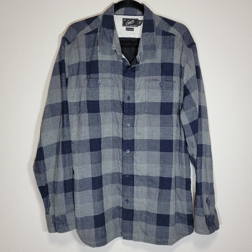 Grayers plaid flannel long sleeve button up